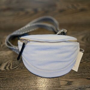 Universal Thread Cream w/checkered Strap crossbody bag
